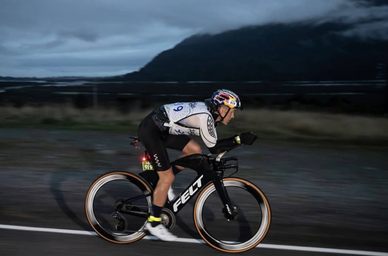 Braden Currie gewinnt CoasttoCoastRennen trimag.de