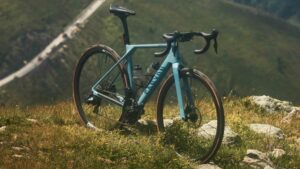 Komfort und Speed im Blick: Canyon stellt neues Endurace CFR und CF SLX vor