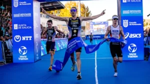 Tim Hellwig auf Rang zwei: Dorian Coninx gewinnt WTCS-Finale und wird Weltmeister