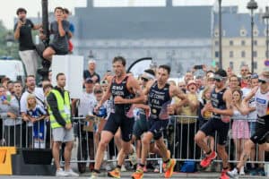 Pearson und Periault gewinnen WTCS-Auftakt in Yokohama | Lindemann auf Platz neun
