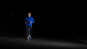 Müdigkeit im Winter: Wie Dunkelheit die Trainingsleistung beeinflussen kann
