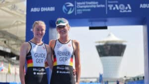 Paratriathlon: Anja Renner über Paralympics-Quali, Guide-Aufbau und extrem große Radkoffer