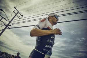Till I Collapse: Bildband über und mit Jan Frodeno erschienen