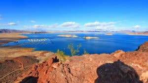 T100 Triathlon World Tour: Lake Las Vegas lockt im Oktober als „Abenteuerspielplatz“