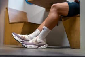 New Balance FuelCell Rebel v5: Design trifft Geschwindigkeit und Leichtigkeit