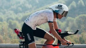 Challenge Sir Bani Yas: Jonas Schomburg gewinnt souverän, Merle Brunnée knapp am Podium vorbei