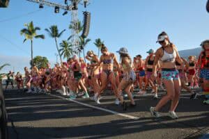 Alii Drive im Ausnahmezustand: Der Underpants Run vor dem Ironman Hawaii