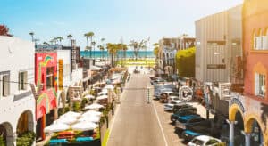 Olympische Spiele 2028 in Los Angeles: Erste Medaillen gehen an die Triathletinnen