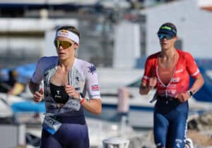 Schlagabtausch an der Spitze und Tanja Neuberts Podium-Attacke: Die Ironman-70.3-WM in Bildern