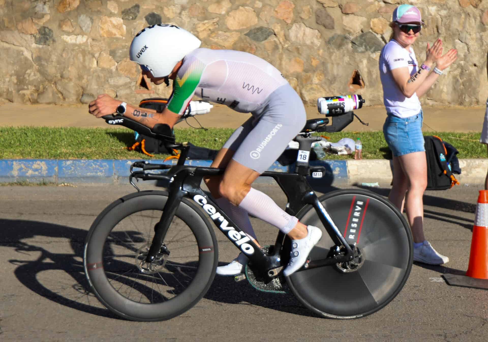 Wahnsinn in Marbella: Jelle Geens ist erneut Ironman-70.3-Weltmeister ...