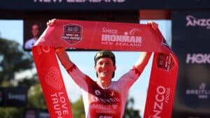 Start der Pro Series 2026: Kat Matthews und Trevor Foley gewinnen Ironman Neuseeland, Frederic Funk scheidet aus