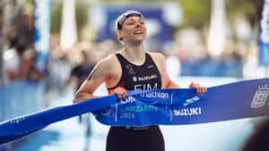 World Triathlon Cup Lanzarote: Nina Eim gewinnt vor Georgia Taylor-Brown und Laura Lindemann