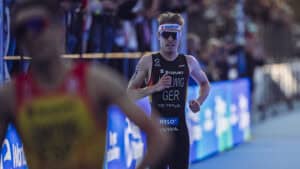 World Triathlon Cup Lanzarote: Tim Hellwig knapp Zweiter im Sprintfinish