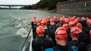 Ryzon Bonn Triathlon: Nick Emde wiederholt Sieg – Ronja Steiling gewinnt Frauenrennen