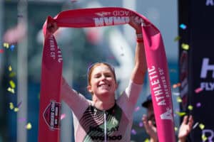 Premierminister gratuliert Paula Findlay nach Sieg beim Ironman-Debüt in Lake Placid