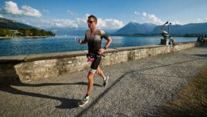 Agegrouper Juli 2026: Michael Schwan reist mit 100 Rennen um die Welt