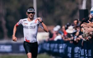 Verbot bei Ironman, Partnerschaft bei der T100: Der Streit um KI-Brillen im Triathlon