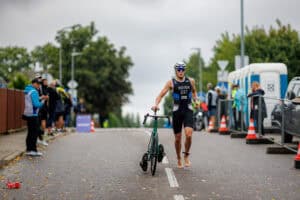 Kalmer Kiiver gewinnt Gold beim wetterbedingt verkürzten Junior Cup in Moletai