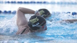 Saison 2027: So gelingt dein Einstieg ins neue Triathlonjahr mit strukturiertem Training
