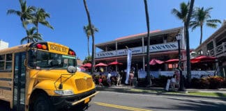 Kailua-Kona: Der Alii Drive in der Hand der Triathleten